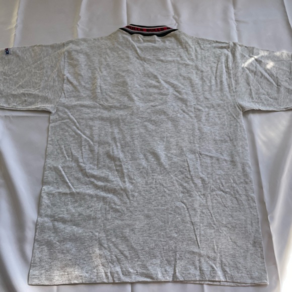 Vintage single stitch Chicago Bulls embroidered tee - Picture 5 of 5